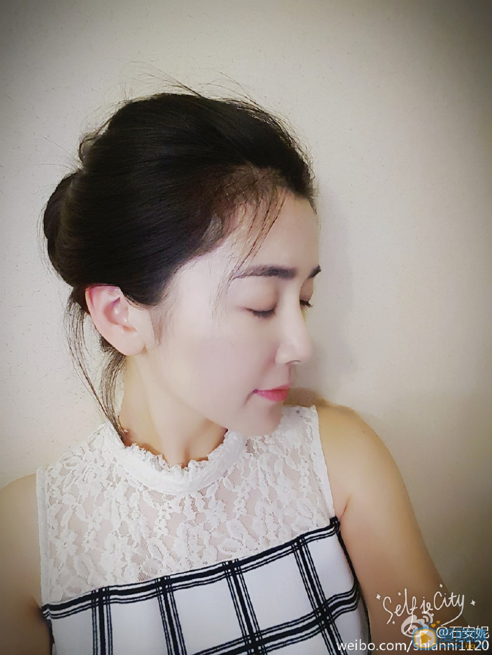 王子咖啡店周羽羽扮演者石安妮图片欣赏