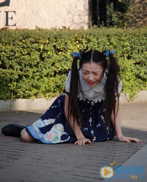 叶芸菲个人资料简介 叶芸菲《鲜肉老师》剧照