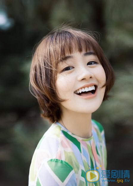 林千鹿笑容写真