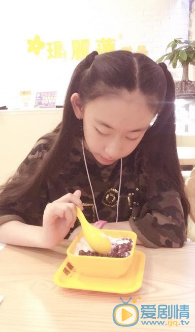 平凡岁月李小雅是谁演的？平凡岁月李小雅扮演者吴雨珏个人资料及写真生活照欣赏