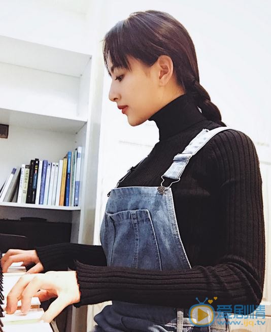 进击吧闪电伊莎贝拉是谁演的？进击吧闪电伊莎贝拉扮演者彭诗迪个人资料、写真及生活照欣赏