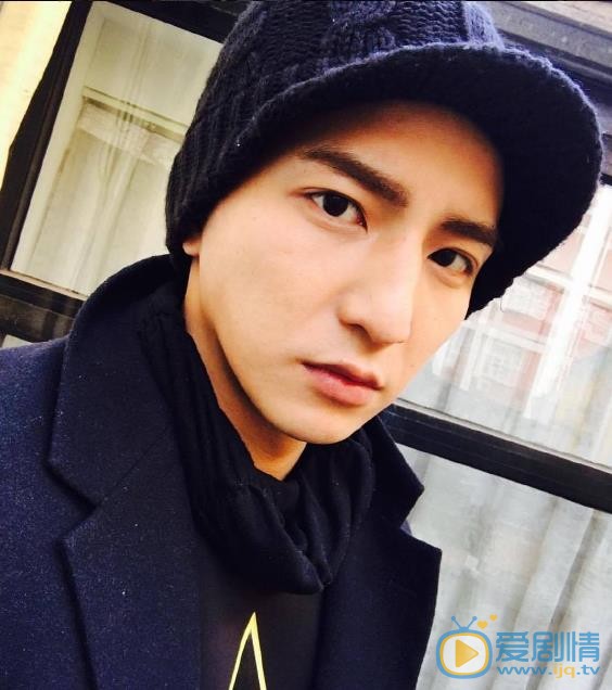 亲爱的王子大人赵杰扮演者杨奇煜写真生活照