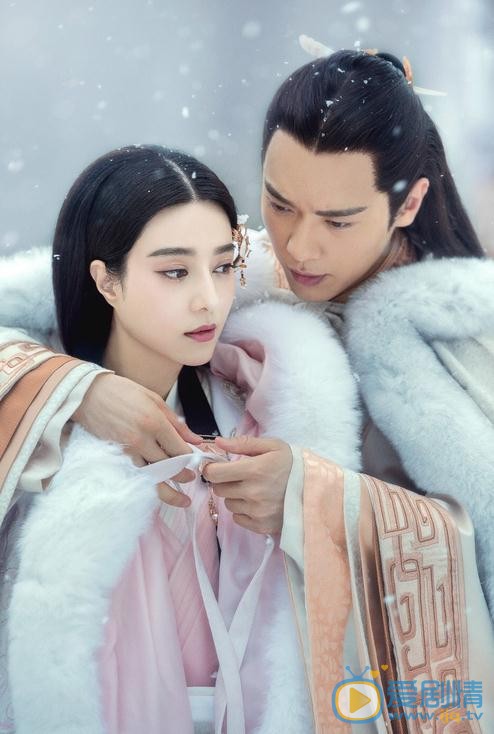 赢天下曝最新剧照 范冰冰高云翔雪中相拥相吻谱写浪漫七夕