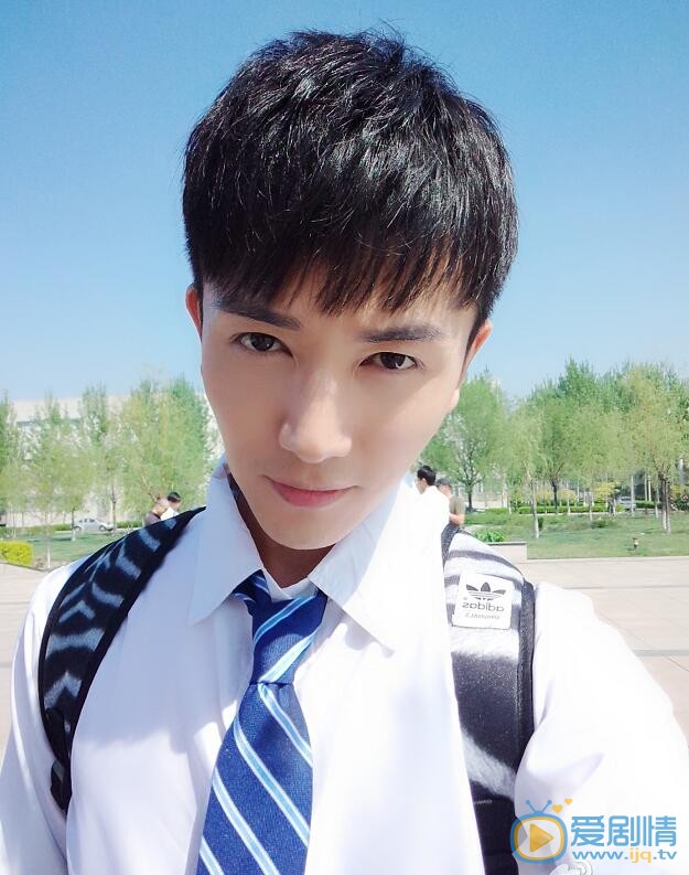 那年花开月正圆吴遇是谁演的？吴遇扮演者许诺个人资料及生活写真照欣赏