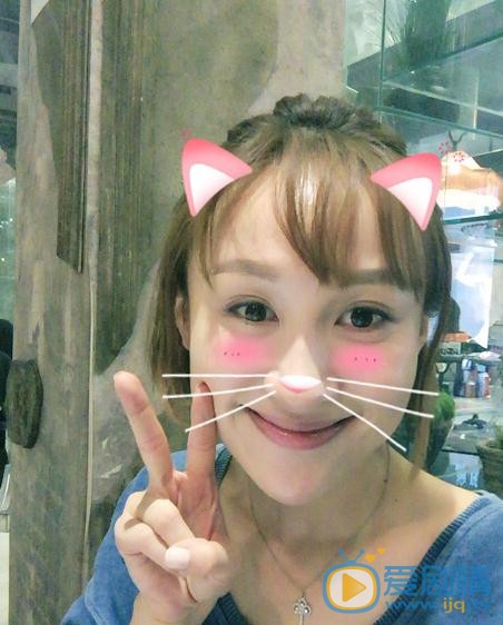  那些年我们正年轻向晴是谁演的？向晴扮演者练束梅个人资料、写真及生活照欣赏