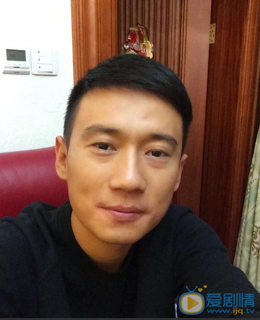 维和步兵营岳东明扮演者徐洪浩写真生活照