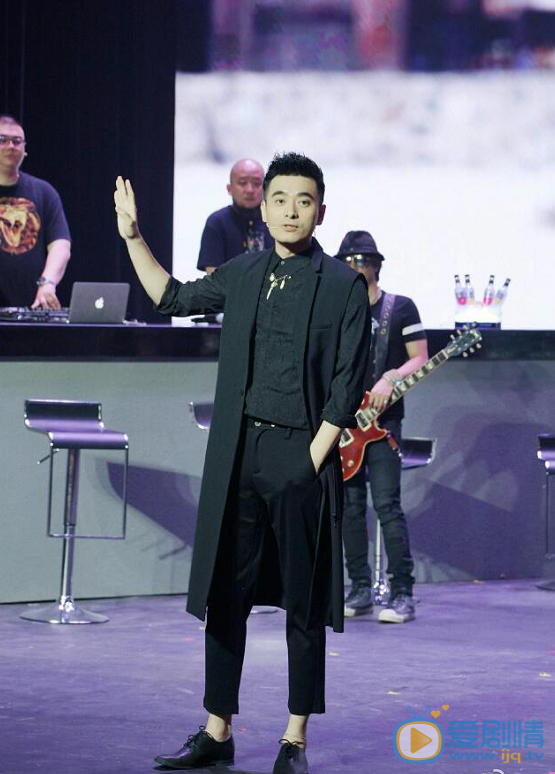  猎场林拜是谁演的？林拜扮演者陈龙个人资料及生活写真照欣赏