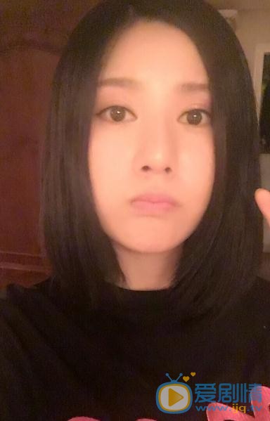 邬靖靖生活照 邬靖靖高清写真_邬靖靖高清剧照
