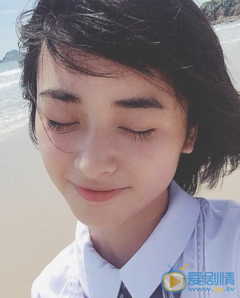 致我们单纯的小美好陈小希是谁演的？陈小希扮演者沈月个人资料、写真及生活照欣赏