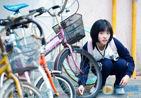 致我们单纯的小美好陈小希是谁演的？陈小希扮演者沈月个人资料、写真及生活照欣赏