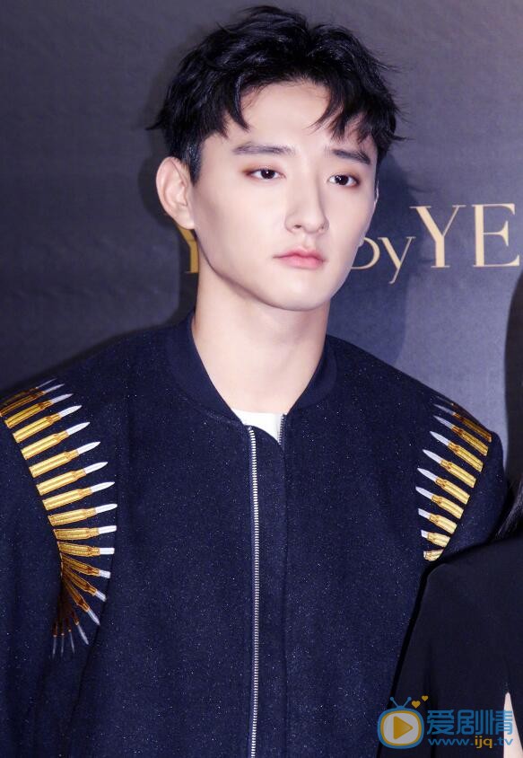 碧海雄心丁超是谁演的？丁超扮演者于小彤个人资料及生活写真照欣赏