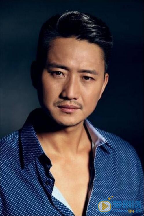 碧海雄心郑子航是谁演的？郑子航扮演者高峰个人资料及生活照欣赏