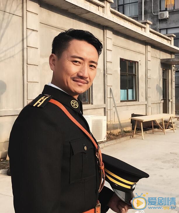 碧海雄心郑子航是谁演的？郑子航扮演者高峰个人资料及生活照欣赏