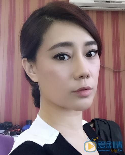 茧镇奇缘二太太是谁演的？茧镇奇缘二太太扮演者曹艳艳个人资料、写真及生活照欣赏