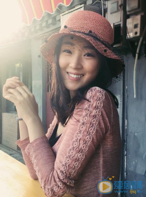 儿科医生齐星是谁演的？儿科医生齐星扮演者张颖个人资料、写真及生活照欣赏