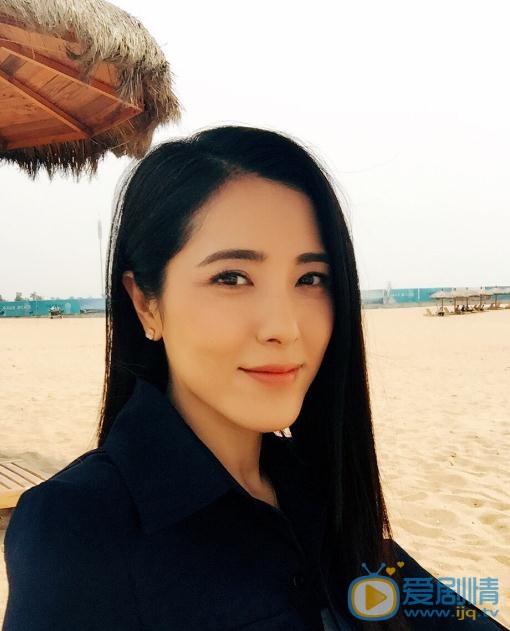 儿科医生叶梅是谁演的？儿科医生叶梅扮演者曾黎个人资料、写真及生活照欣赏