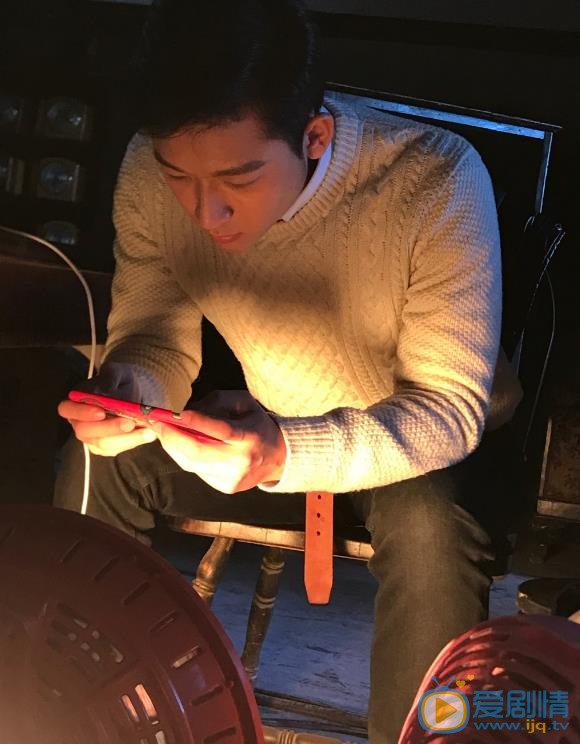 莫斯科行动孔杰扮演者张晚意个人资料、生活照