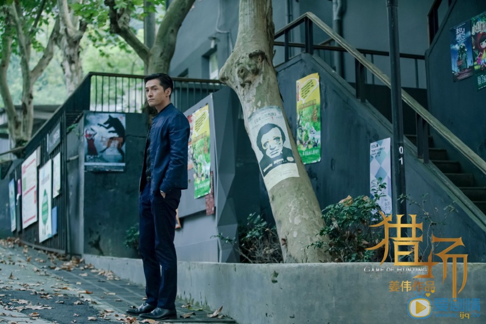 猎场中南国时创为什么一定要聘用曲闵京，郑秋冬成功猎到曲闵京了吗