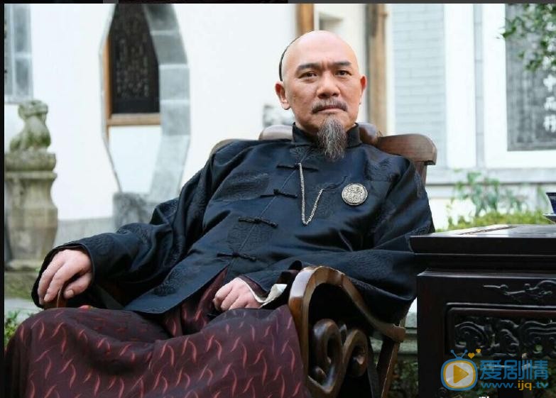 天下粮田讷亲是谁扮演的？天下粮田讷亲扮演者王绘春个人资料、写真生活照 