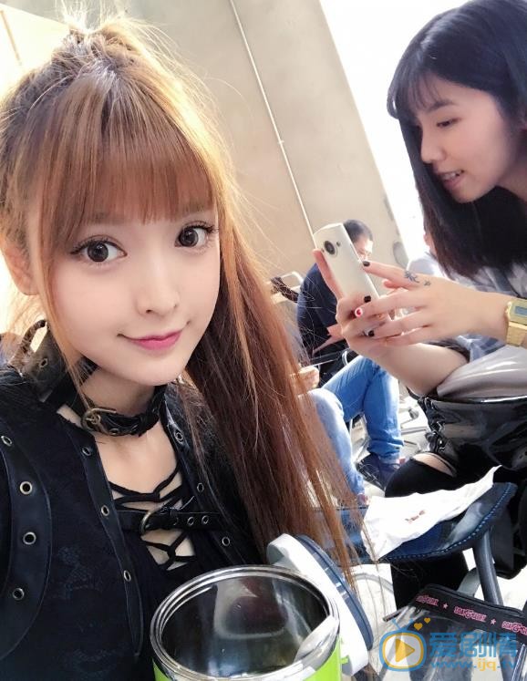 叶子淇生活照