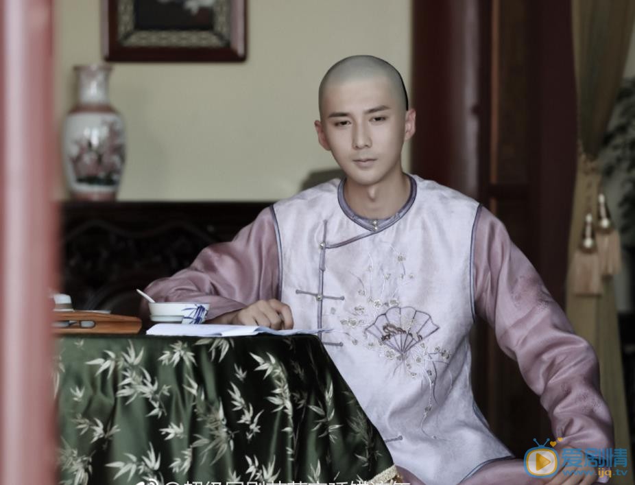 花落宫廷错流年剧照