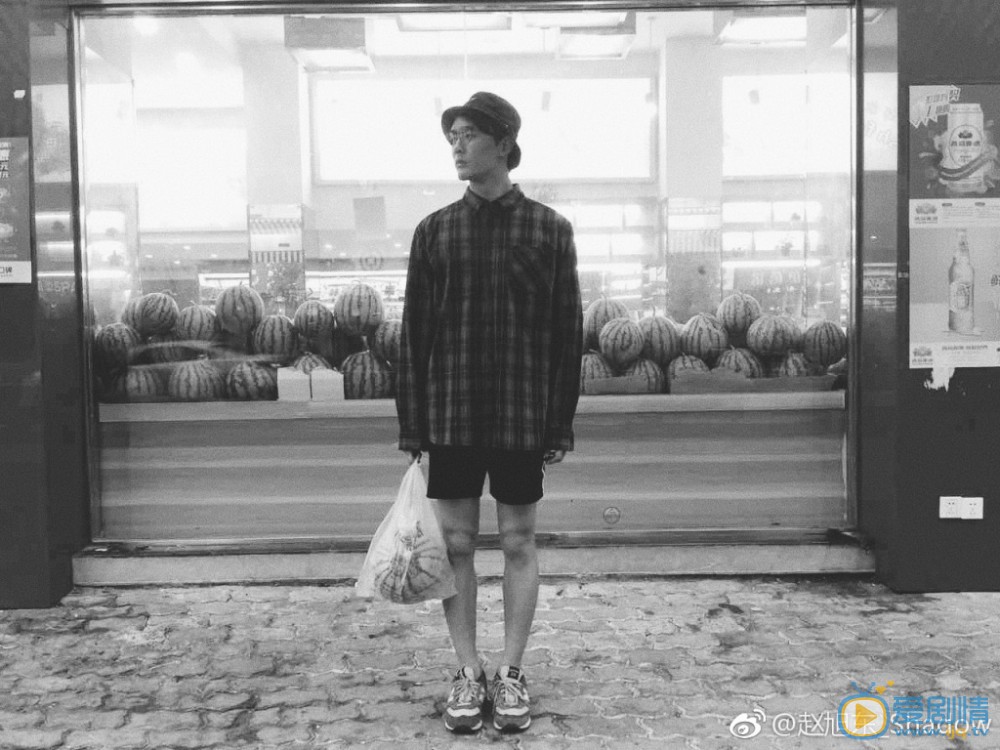 我站在桥上看风景阮旗是谁演的？我站在桥上看风景阮旗扮演者个人资料、写真及生活照欣赏