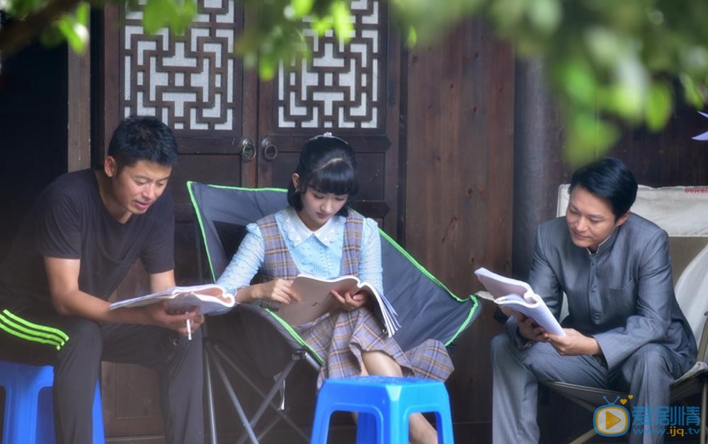 桃花依旧笑春风片场照