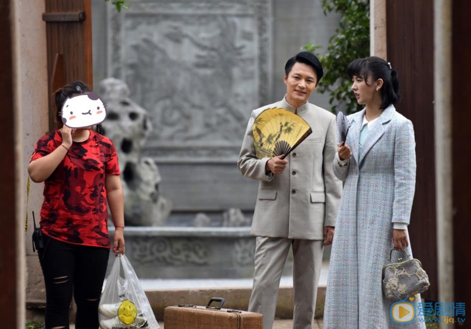 桃花依旧笑春风片场照