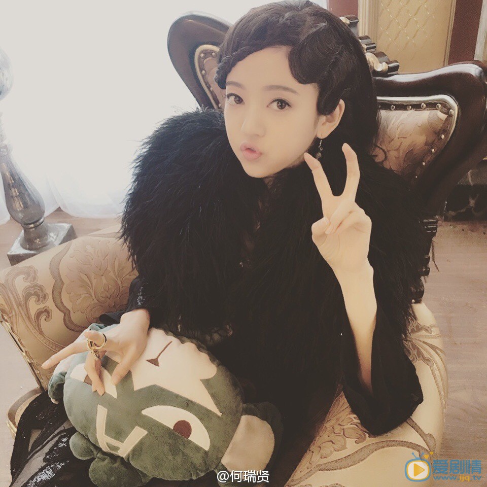 我站在桥上看风景江浴如是谁扮演的？江浴如扮演者何瑞贤个人资料、写真及生活照欣赏