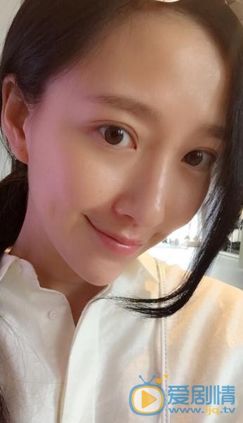 封神杨妃是谁扮演的？杨妃扮演者金丰个人资料、写真及生活照欣赏