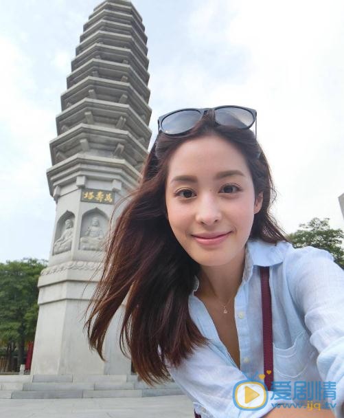 一路繁花相送纪若栎是谁扮演的？纪若栎扮演者莫允雯个人资料、写真及生活照欣赏