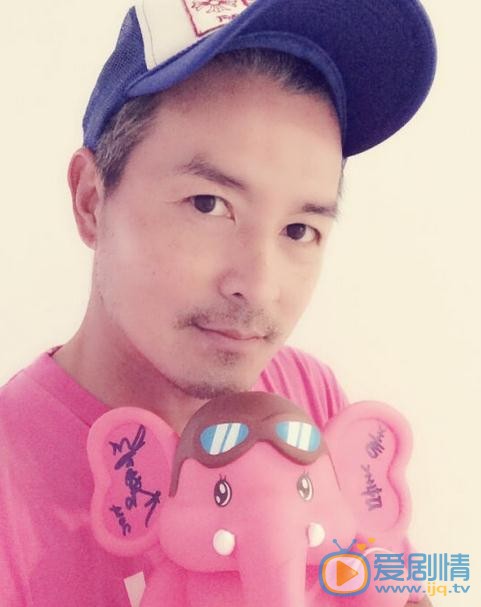 一路繁花相送辛开宇是谁演的？辛开宇扮演者李铭顺个人资料、写真及生活照欣赏