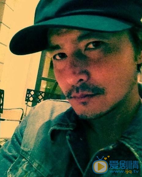 一路繁花相送辛开宇是谁演的？辛开宇扮演者李铭顺个人资料、写真及生活照欣赏