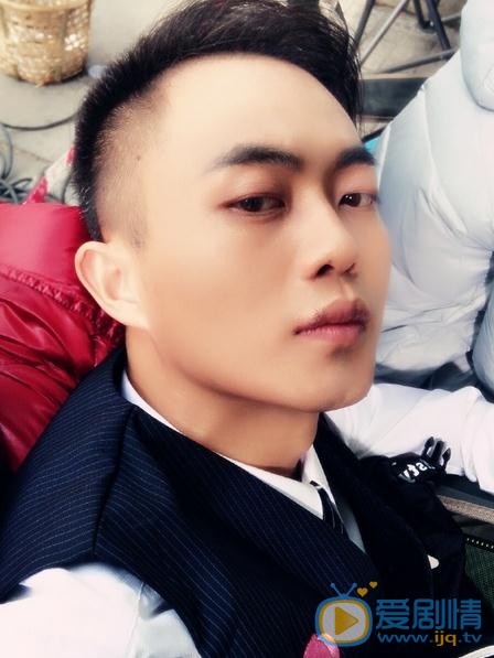一路繁花相送阿Ken是谁扮演的？阿Ken扮演者李应七个人资料、写真及生活照欣赏