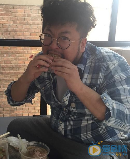 越活越来劲季帅是谁演的？季帅扮演者修睿个人资料、写真及生活照欣赏