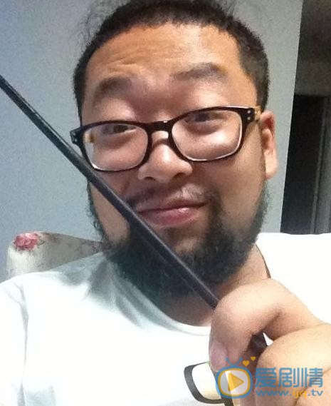 越活越来劲季帅是谁演的？季帅扮演者修睿个人资料、写真及生活照欣赏