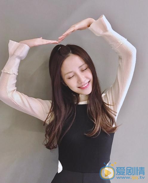 老男孩王珊是谁？王珊扮演者梁婧娴个人资料、写真及生活照欣赏