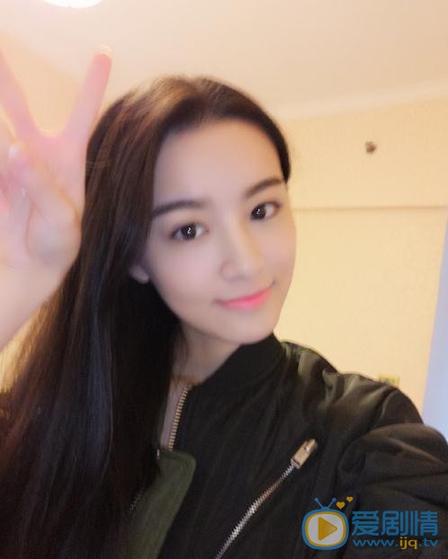 老男孩王珊是谁？王珊扮演者梁婧娴个人资料、写真及生活照欣赏