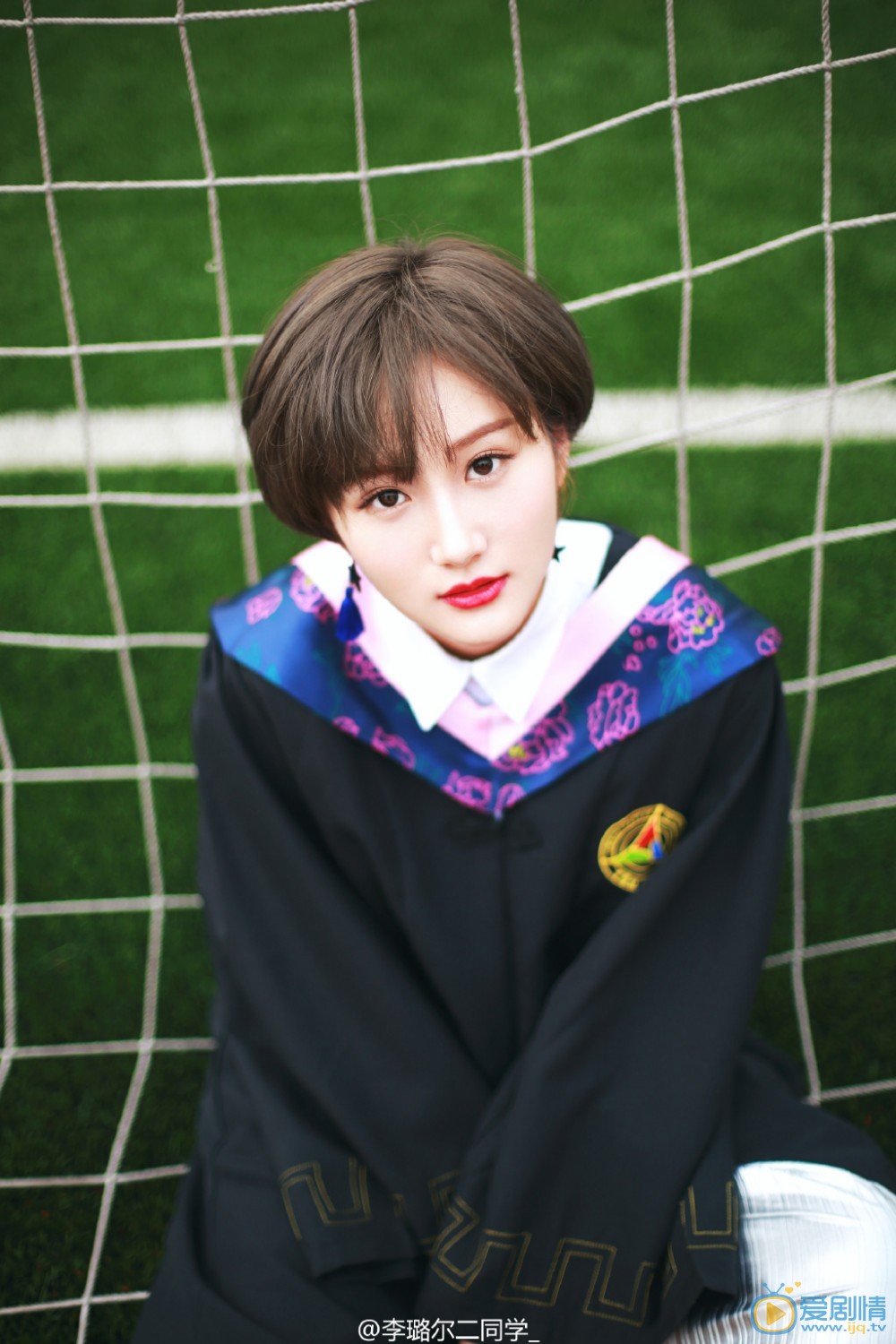 李璐尔校园照写真
