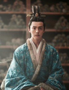 三国机密之潜龙在渊刘平嘱咐董承的话有什么寓意？董承为什么情绪激动？