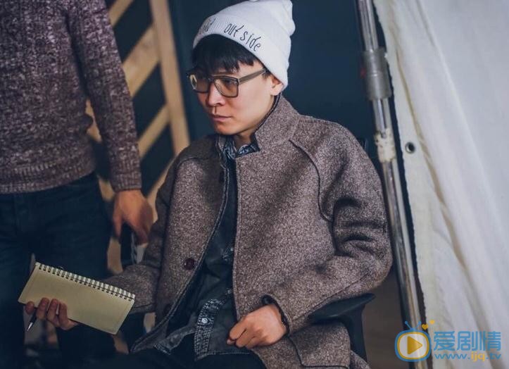 北京女子图鉴王涛是谁演的？王涛扮演者王啸坤个人资料、写真及生活照欣赏