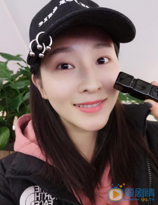 真爱的谎言之破冰者黄馨月是谁演的？黄馨月扮演者吕星辰个人资料、写真及生活照欣赏