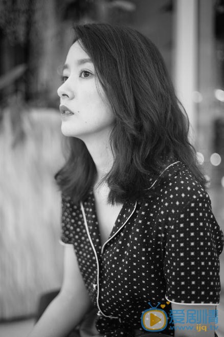 温暖的弦温柔是谁演的？温柔扮演者周奇奇个人资料、写真及生活照欣赏