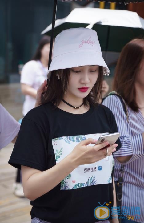 你是我的答案海报