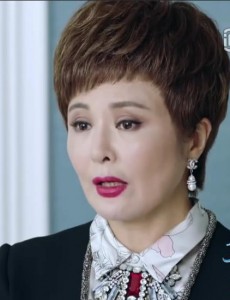 如果爱张怡萩为什么要设计拆散宋乔植和万嘉玲？张怡萩为什么讨厌万嘉玲？