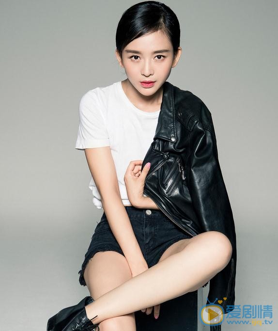 萌妃驾到言轻是谁演的？言轻扮演者夏一瑶个人资料、写真及生活照欣赏