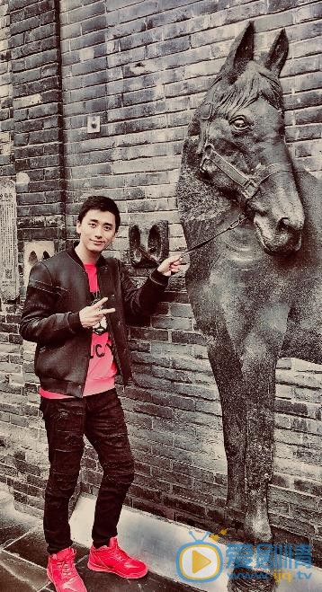 爱国者孙髯是谁扮演的？爱国者孙髯扮演着梅洋个人资料、写真生活照