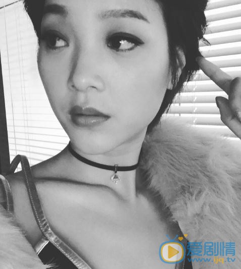 天乩之白蛇传说冷凝是谁扮演的？冷凝扮演者何杜娟个人资料、写真及生活照欣赏