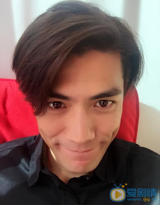 沙海黑眼镜是谁扮演的？沙海黑眼镜扮演者季晨个人资料、写真生活照欣赏
