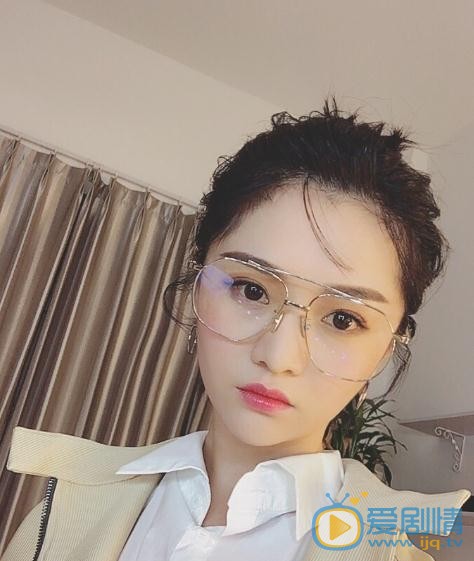 香蜜沉沉烬如霜肉肉是谁扮演的？肉肉扮演者付柔美琦个人资料、写真及生活照欣赏